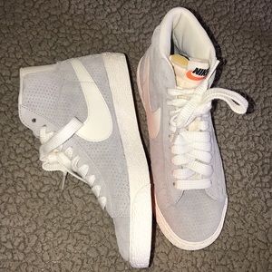 Nike Grey Blazer Suede Mid-top Sneakers
